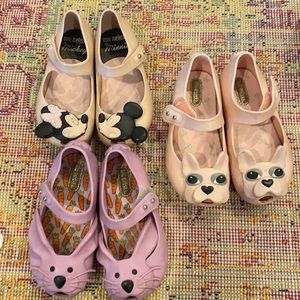 Lot of mini Melissa shoes